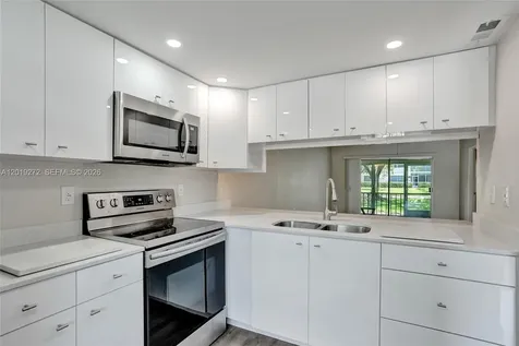 1108 Bahama Bend Coconut Creek FL 33066