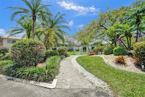 1108 Bahama Bend Coconut Creek FL 33066