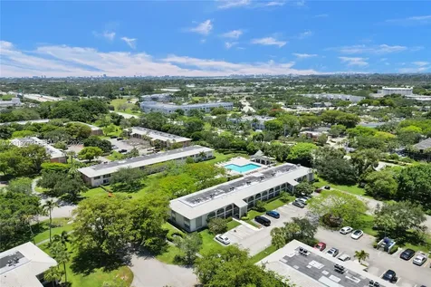 1108 Bahama Bend Coconut Creek FL 33066