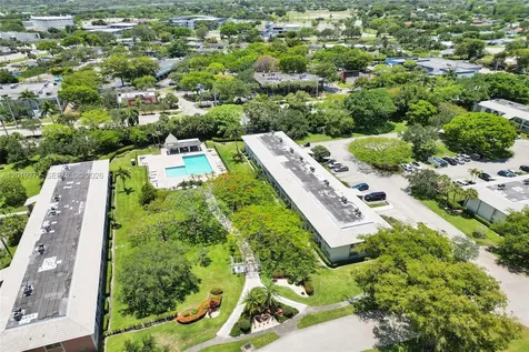 1108 Bahama Bend Coconut Creek FL 33066