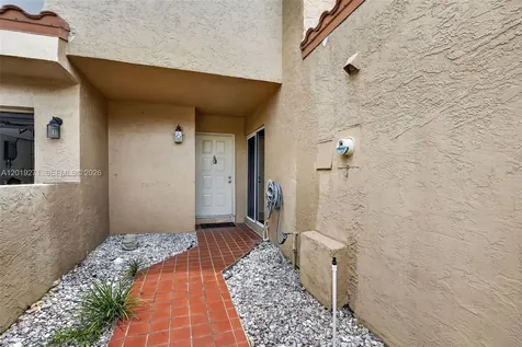 7957 NW 7th Court Plantation FL 33324