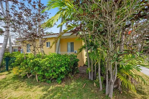 2542 SW 25th Avenue Miami FL 33133