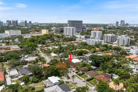2542 SW 25th Avenue Miami FL 33133
