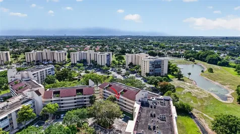 7041 Environ Boulevard Lauderhill FL 33319