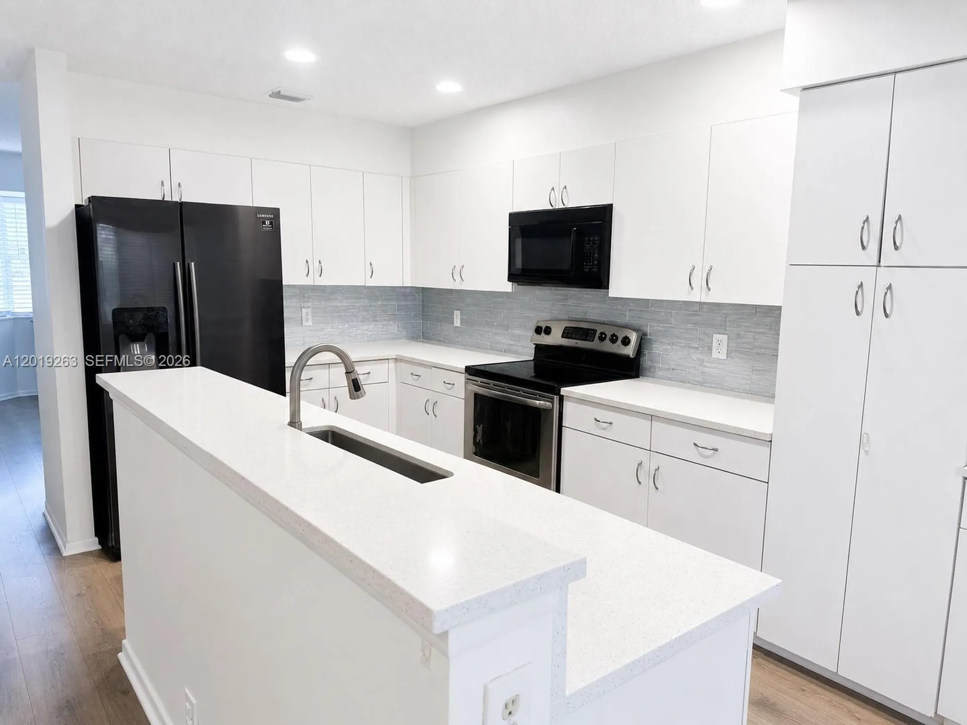 11461 Lakeview Drive Coral Springs FL 33071
