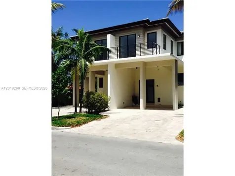 472 Fernwood Drive Key Biscayne FL 33149