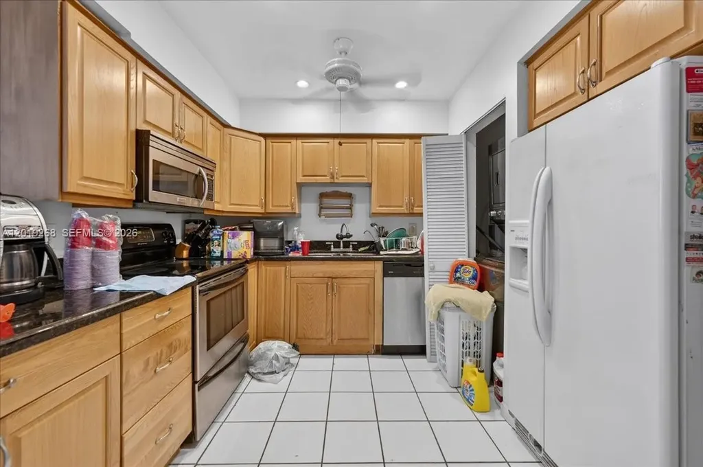 2115 NE 37th Drive Fort Lauderdale FL 33308