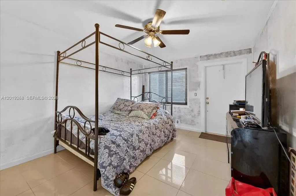 2115 NE 37th Drive Fort Lauderdale FL 33308