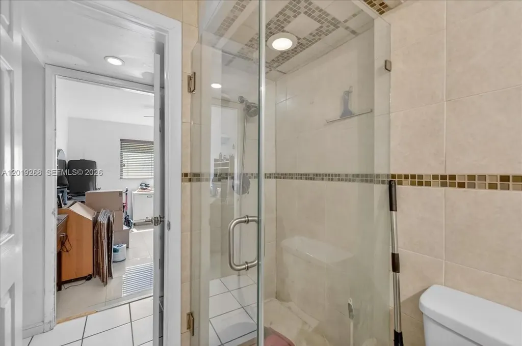 2115 NE 37th Drive Fort Lauderdale FL 33308