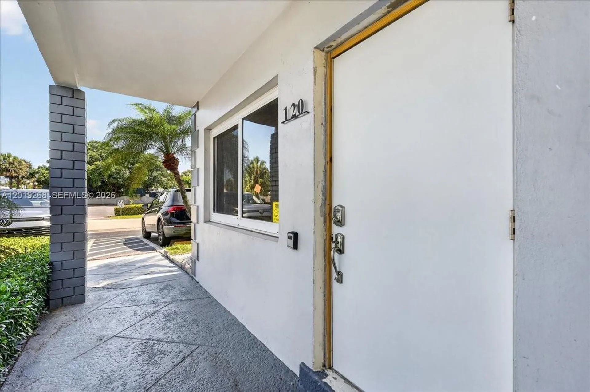 2115 NE 37th Drive Fort Lauderdale FL 33308