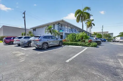 2115 NE 37th Drive Fort Lauderdale FL 33308
