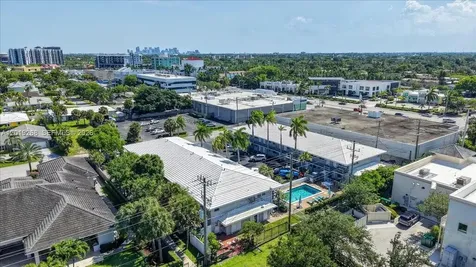2115 NE 37th Drive Fort Lauderdale FL 33308