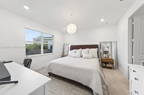 4305 Marina Way Deerfield Beach FL 33064
