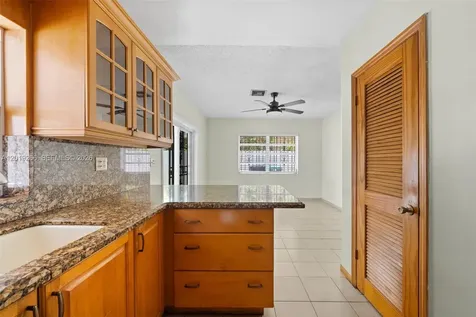 13 SW 97th Place Miami FL 33174