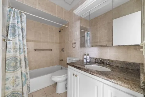 13 SW 97th Place Miami FL 33174