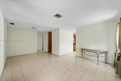 13 SW 97th Place Miami FL 33174