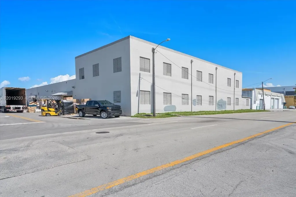 2040 Liberty Street Hollywood FL 33020