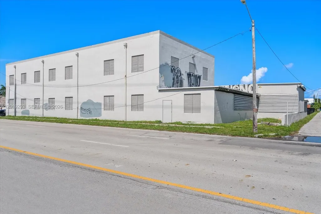 2040 Liberty Street Hollywood FL 33020