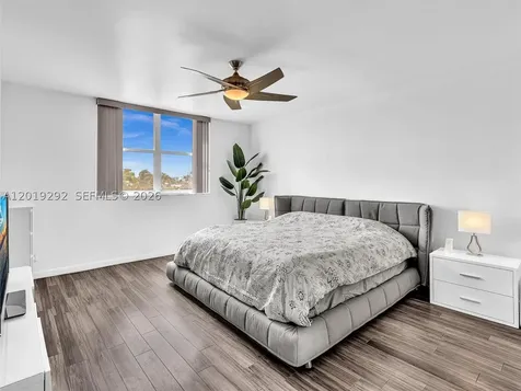 2450 NE 135th Street North Miami FL 33181