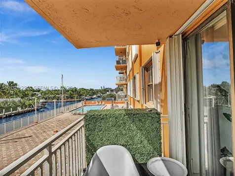 2450 NE 135th Street North Miami FL 33181