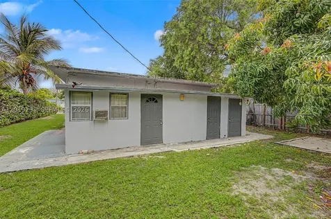 5917 SW 62nd Terrace South Miami FL 33143