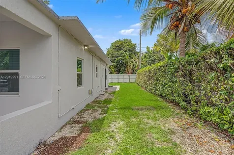 5917 SW 62nd Terrace South Miami FL 33143