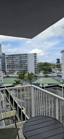 2475 NW 16th St Road Miami FL 33125
