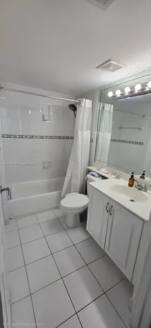 2475 NW 16th St Road Miami FL 33125