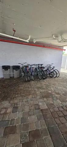2475 NW 16th St Road Miami FL 33125