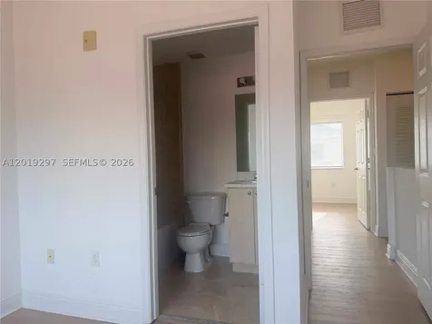 7989 NW 8th Street Miami FL 33126