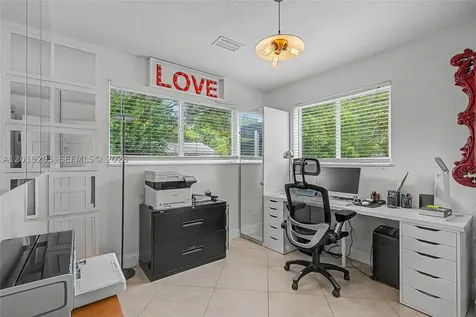 13811 SW 26th Street Davie FL 33325