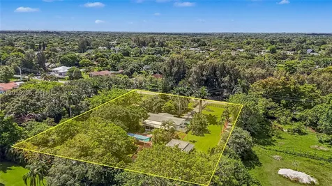 13811 SW 26th Street Davie FL 33325
