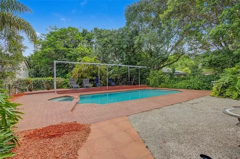 13811 SW 26th Street Davie FL 33325
