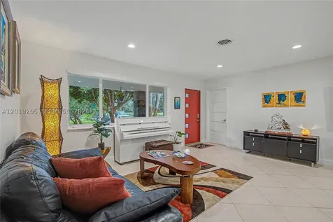 13811 SW 26th Street Davie FL 33325