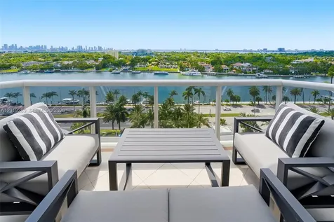 4779 Collins Avenue Miami Beach FL 33140