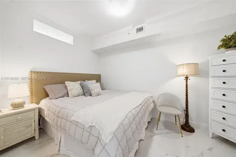4779 Collins Avenue Miami Beach FL 33140