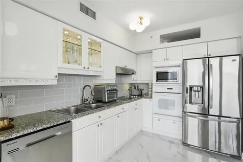 4779 Collins Avenue Miami Beach FL 33140