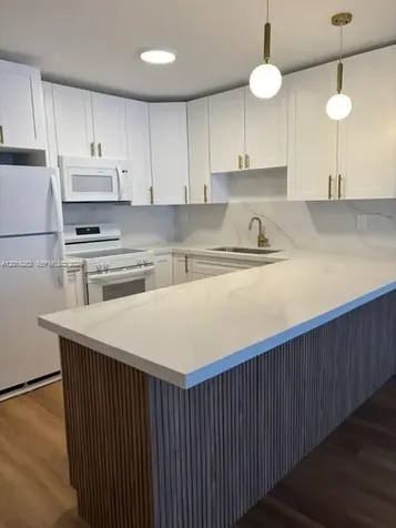 6070 W 19th Avenue Hialeah FL 33012