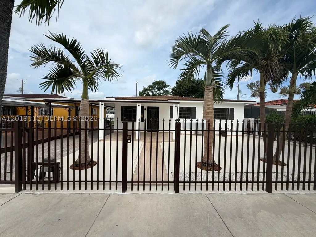 2541 W 10th Avenue Hialeah FL 33010