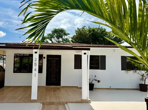 2541 W 10th Avenue Hialeah FL 33010