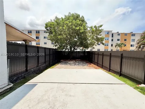 671 W 80th Street Hialeah FL 33014