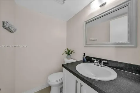 671 W 80th Street Hialeah FL 33014