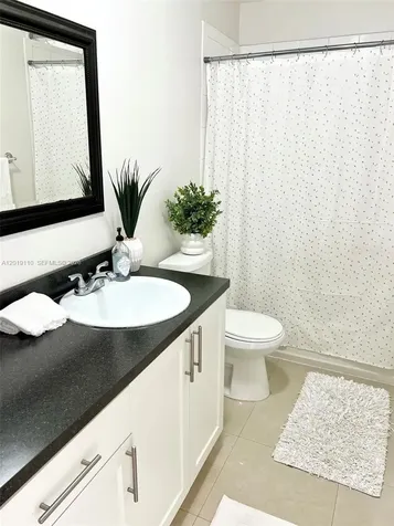 671 W 80th Street Hialeah FL 33014