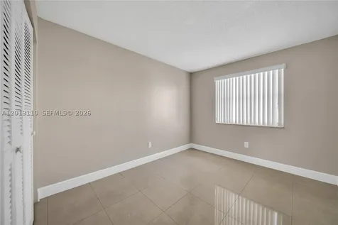 671 W 80th Street Hialeah FL 33014