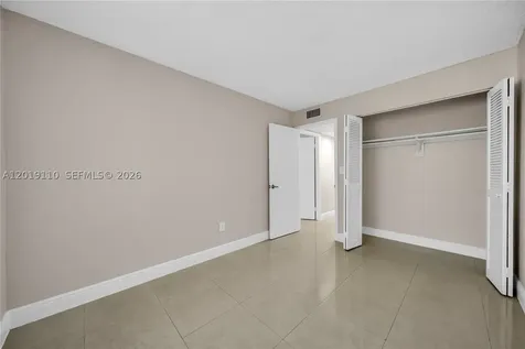 671 W 80th Street Hialeah FL 33014