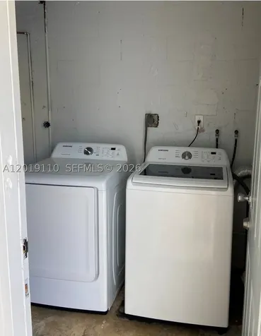 671 W 80th Street Hialeah FL 33014
