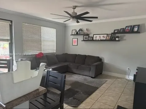 16564 SW 43rd Street Unincorporated Dade FL 33185