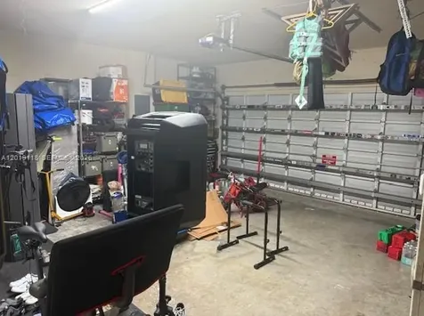 16564 SW 43rd Street Unincorporated Dade FL 33185