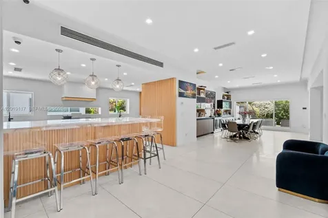 3748 Prairie Avenue Miami Beach FL 33140