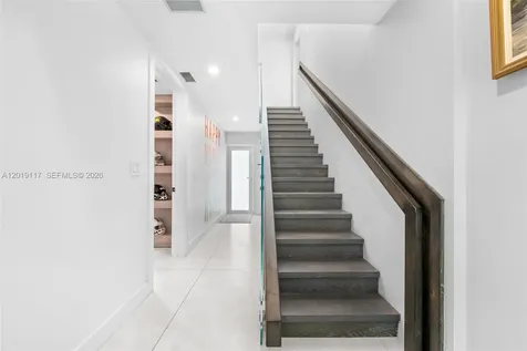3748 Prairie Avenue Miami Beach FL 33140
